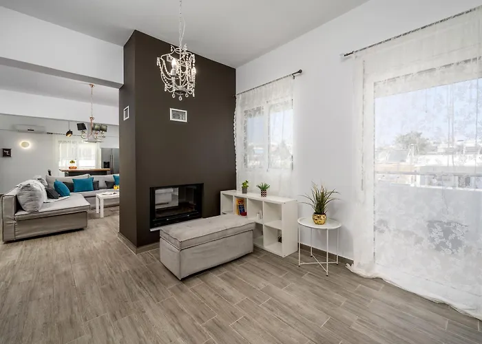 Emerald Apartment
